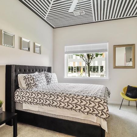 Апартаменты Lux House Of Champagne 2Br 2Ba Free Parking & Wifi Балтимор Экстерьер фото