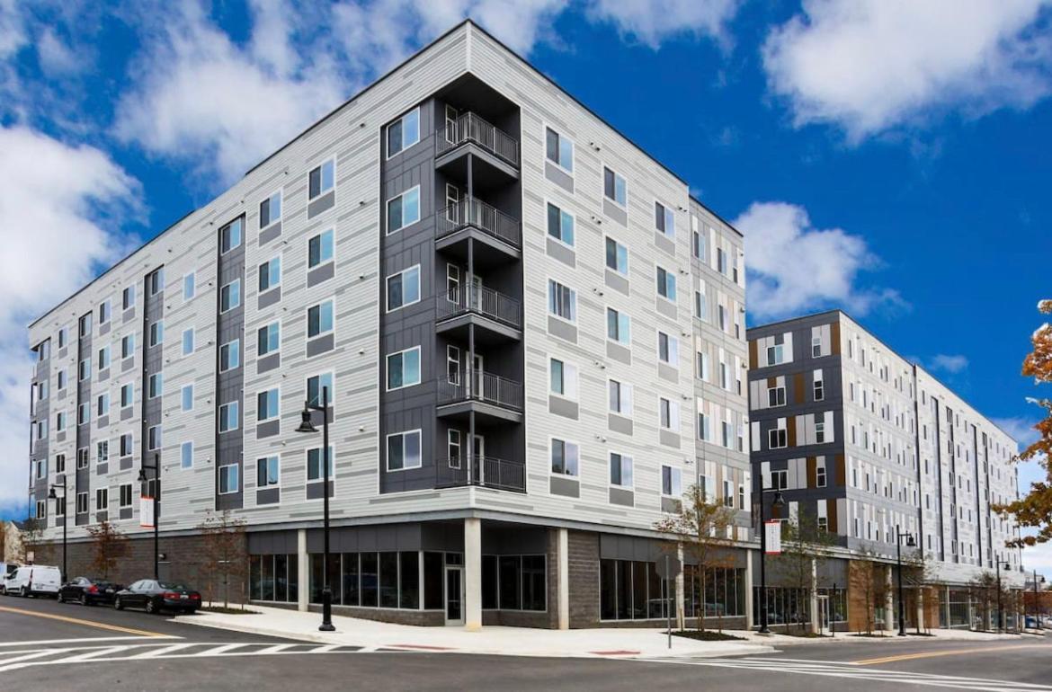 Апартаменты Lux House Of Champagne 2Br 2Ba Free Parking & Wifi Балтимор Экстерьер фото