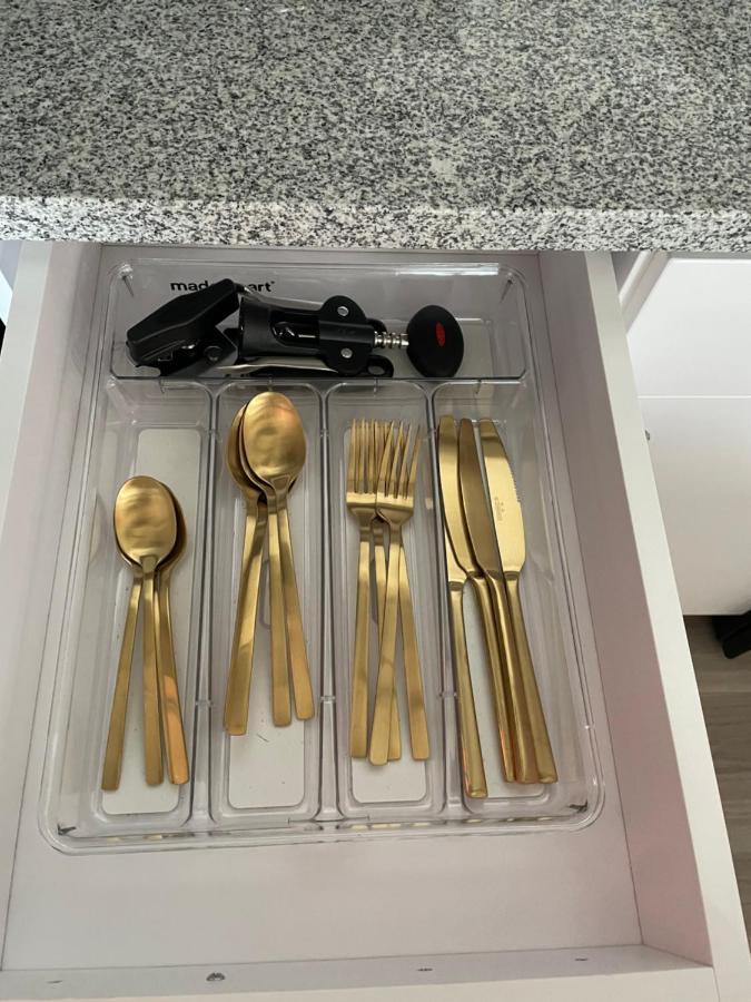 Апартаменты Lux House Of Champagne 2Br 2Ba Free Parking & Wifi Балтимор Экстерьер фото