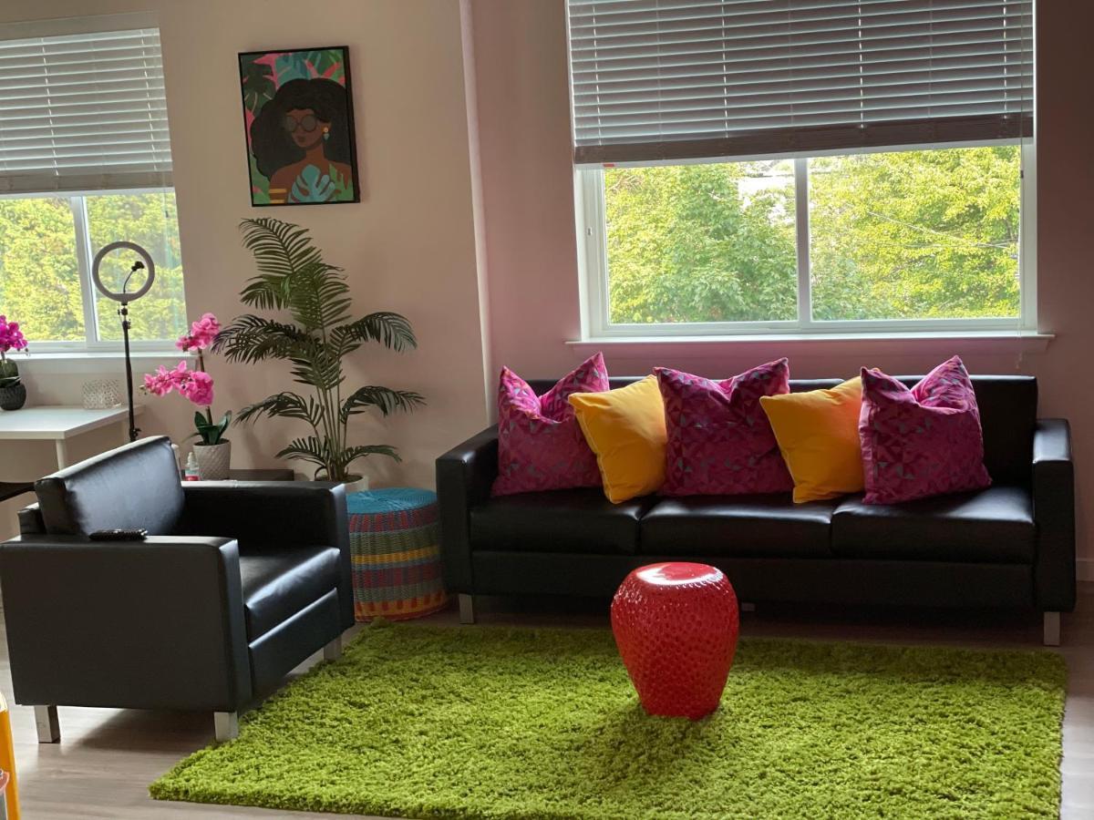Апартаменты Lux House Of Champagne 2Br 2Ba Free Parking & Wifi Балтимор Экстерьер фото